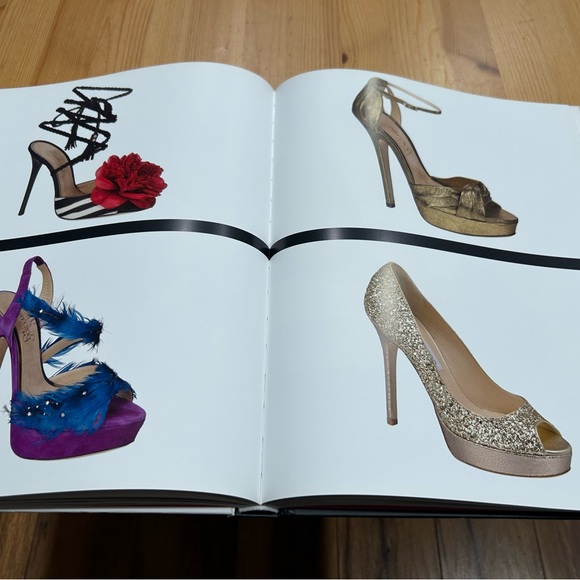 Book - Picture 4 of 6